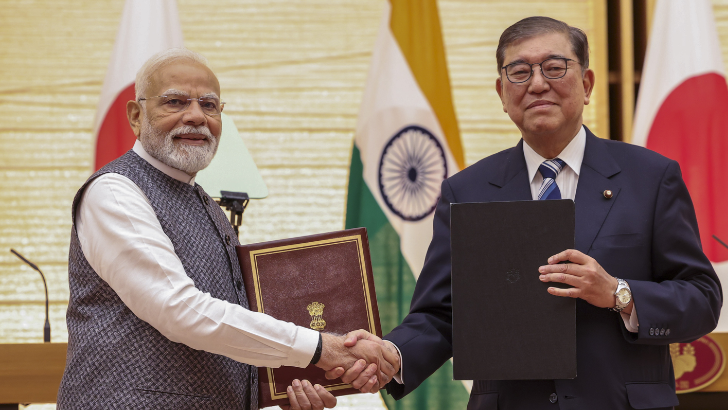 https://salarnews.in/public/uploads/images/newsimages/maannewsimage29082025_222738_Website Pics 728x410 (13).png